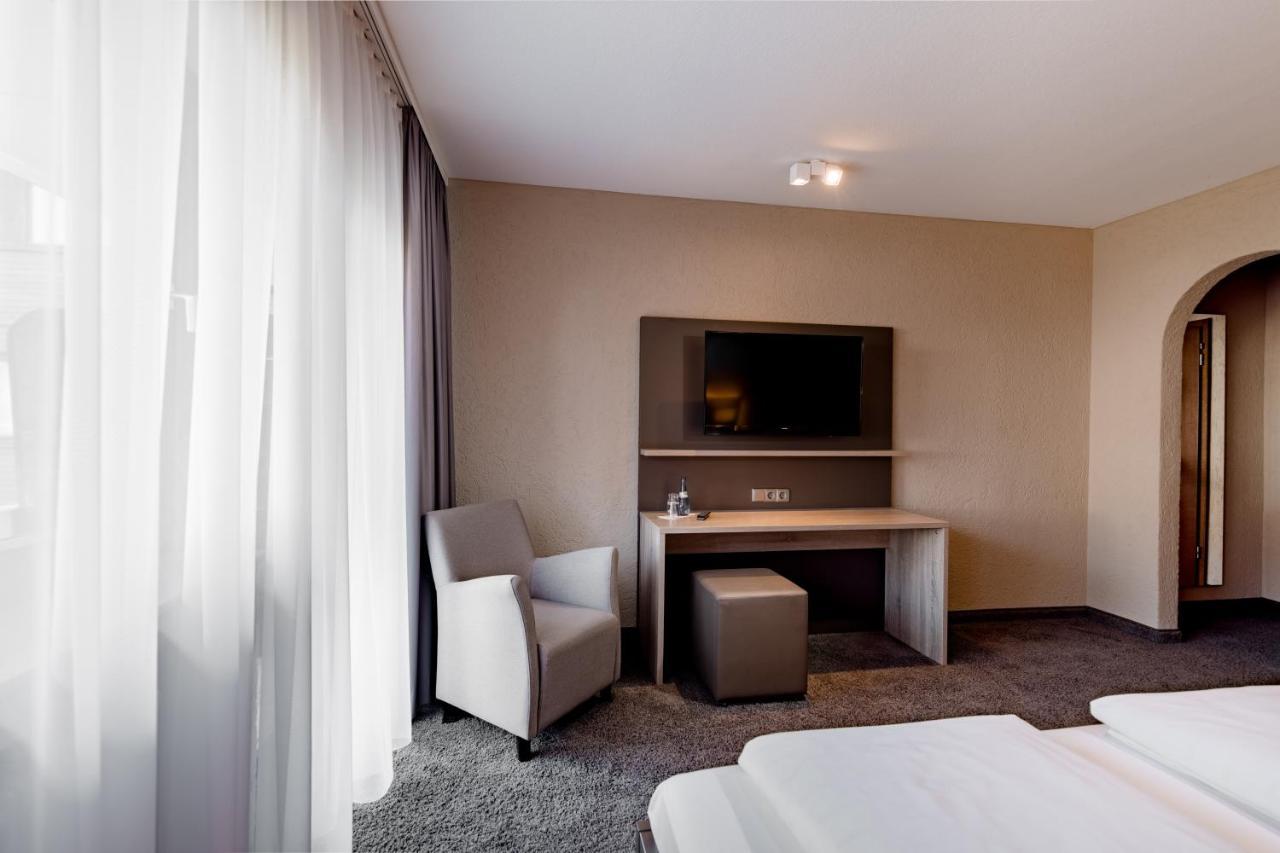 Hotel & Restaurant Becher Donzdorf Eksteriør billede